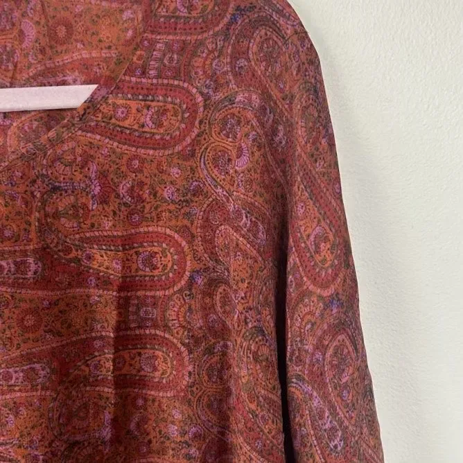 21 Silk Top – Paisley
