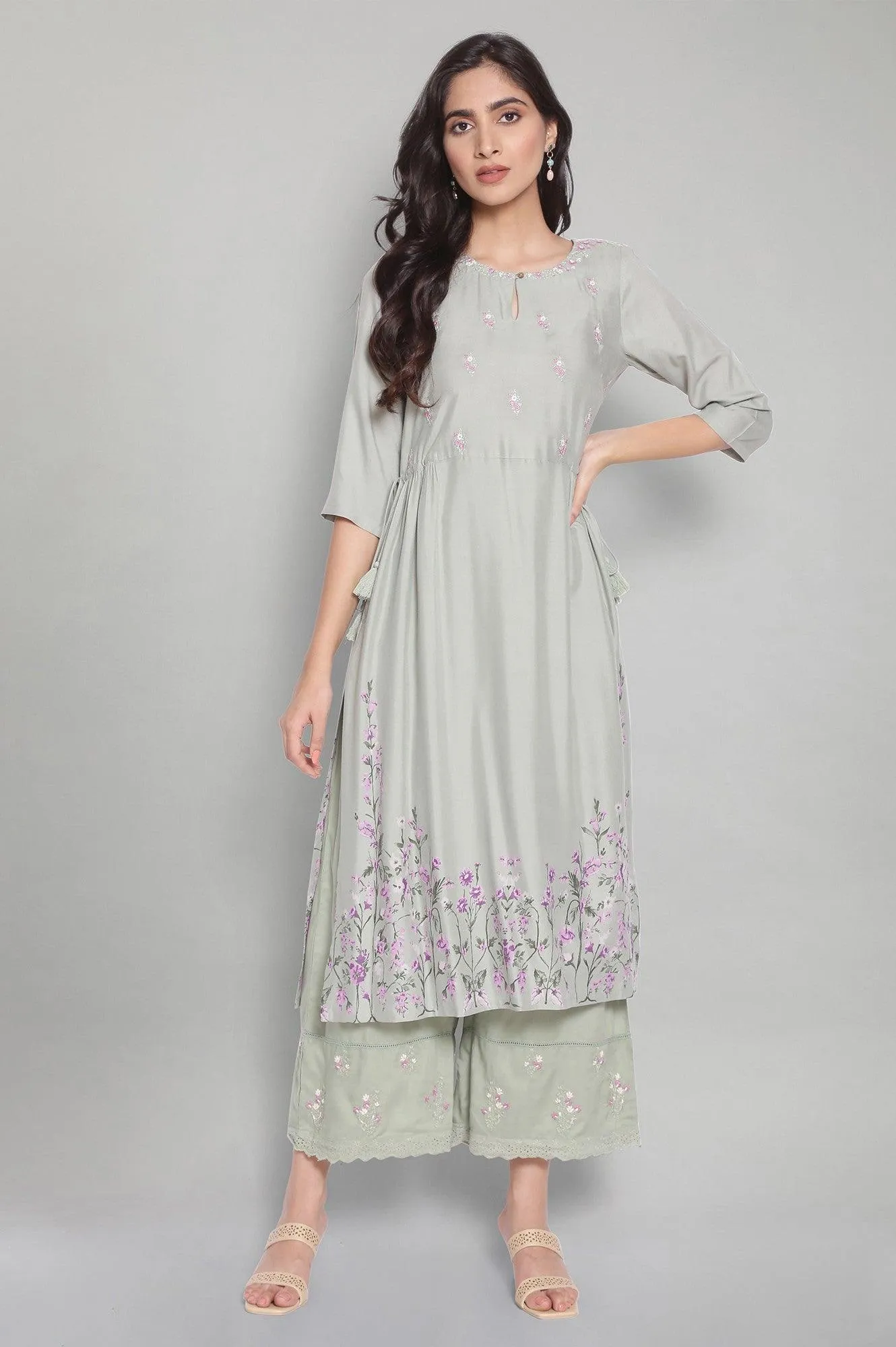 Green Embroidered Gathered kurta-Parallel Pants Set