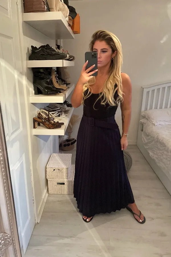 NAVY PLEATED BELT MAXI SKIRT