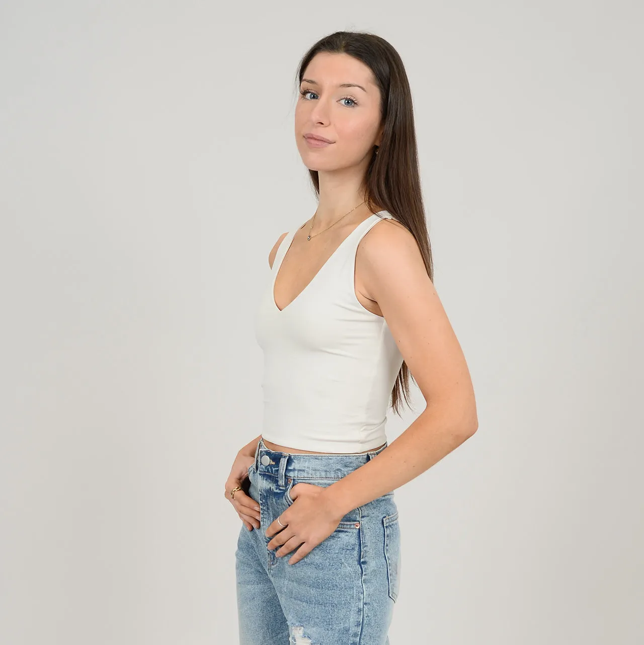 RD STYLE SEDOND SKIN WOMEN'S VALENTINA DOUBLE V-NECK CROP TANK TANK-CHAMPAGNE