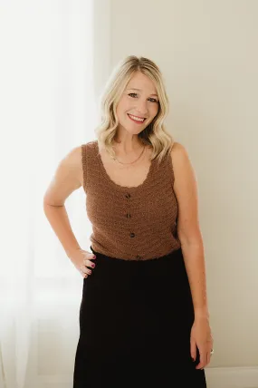 Scallop Sleeveless Knit Top