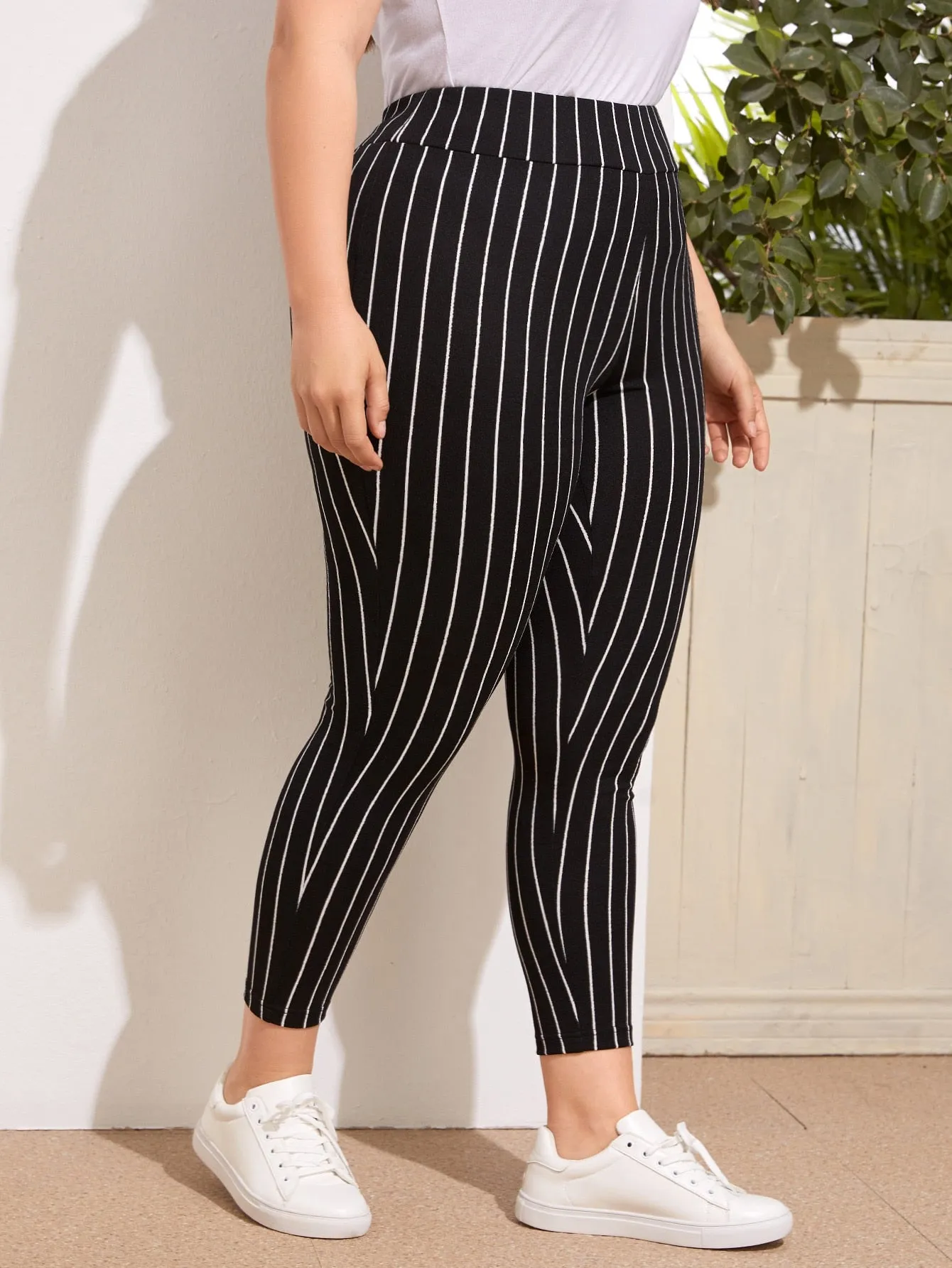 Striped Cropped Plus Size Leggings