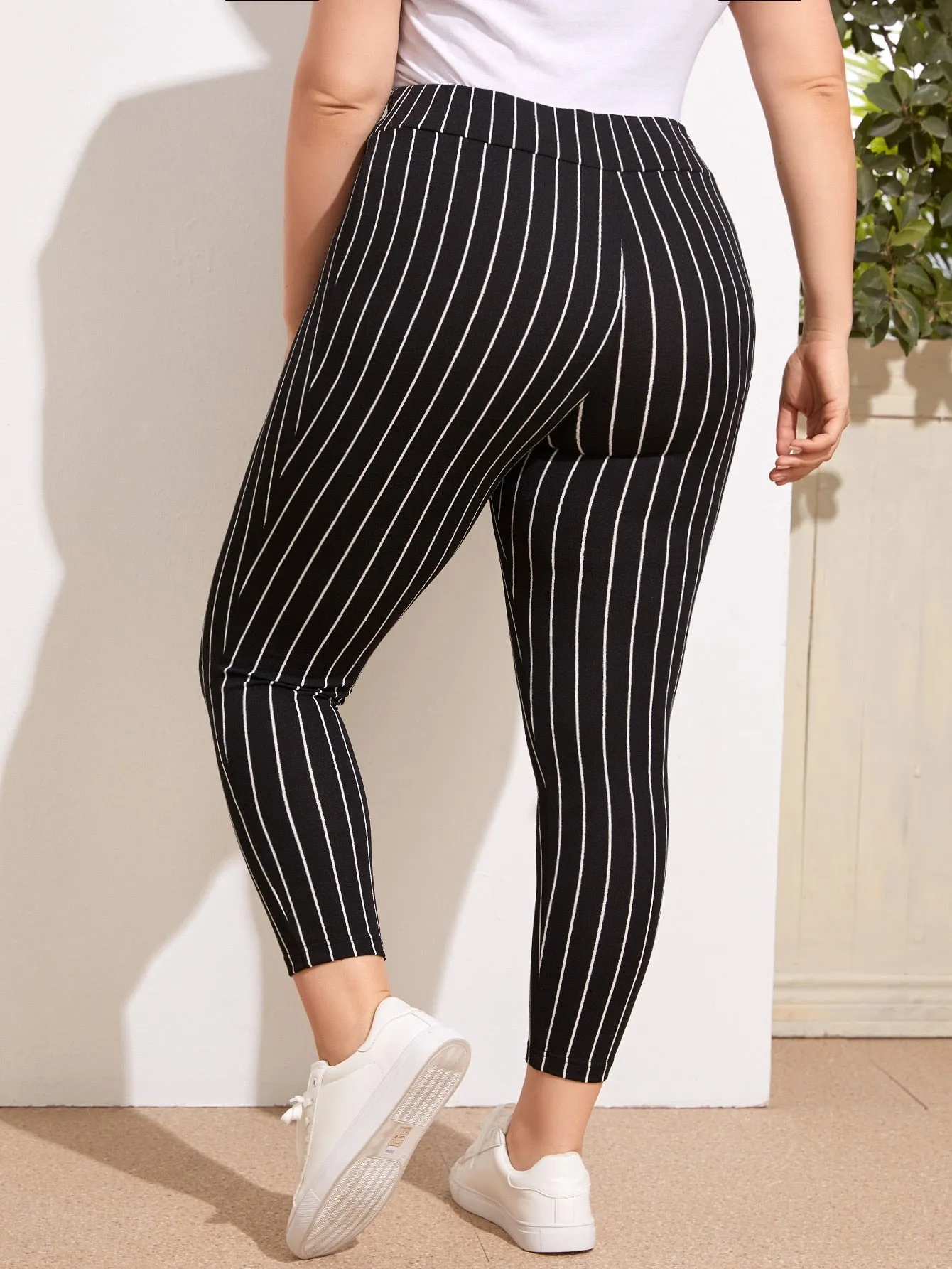 Striped Cropped Plus Size Leggings