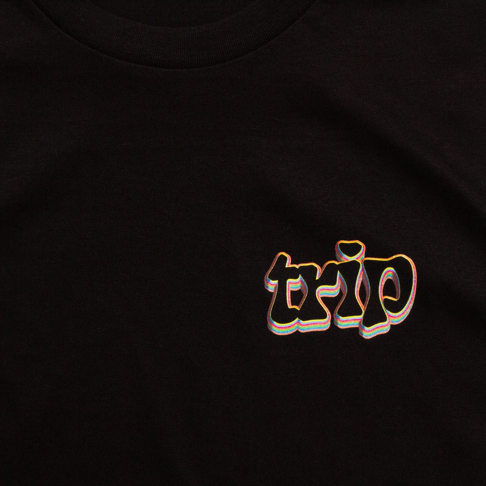Trippy Back Print - Tshirt - Black