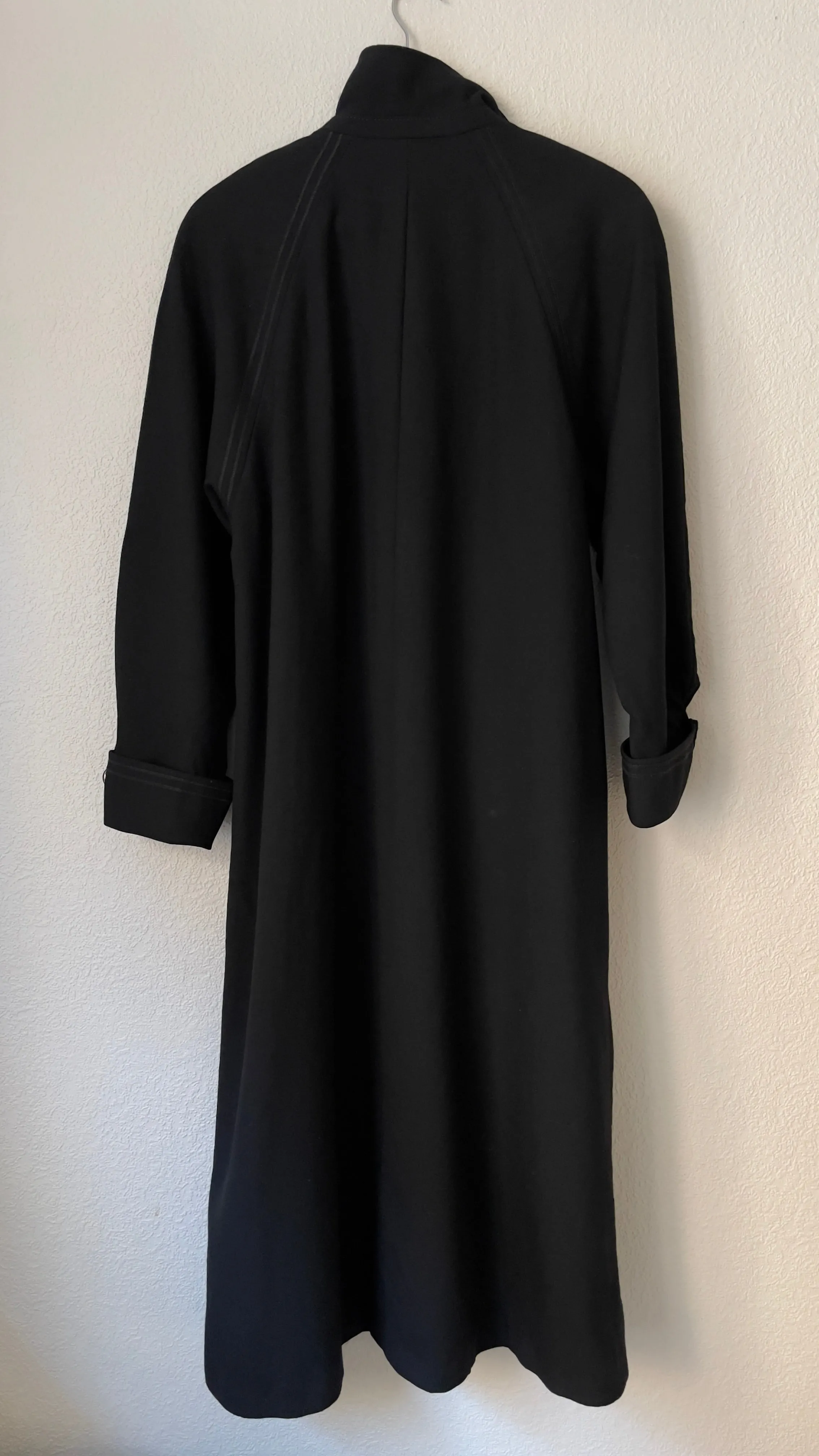 Vintage Black Coat - Kärner